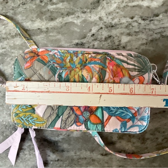 Vera Bradley all in one crossbody purse bag RFID protection 7”x4” - Picture 11 of 11